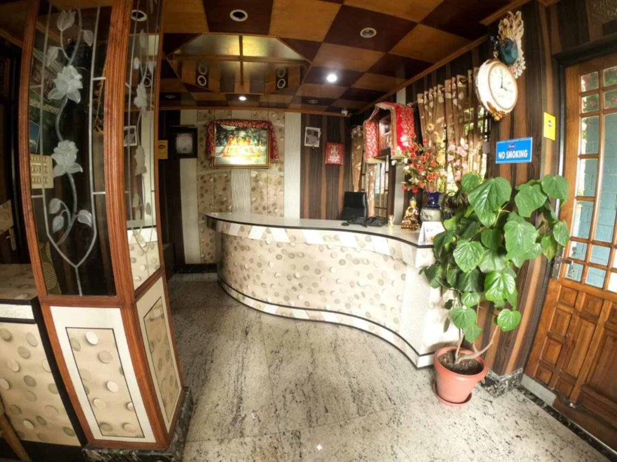 Grg Broadway Mall Road Darjeeling By Royal Collection Hotel Dış mekan fotoğraf