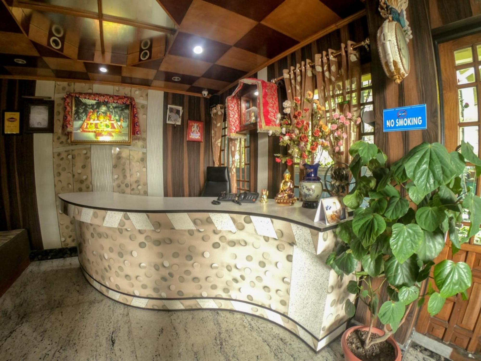 Grg Broadway Mall Road Darjeeling By Royal Collection Hotel Dış mekan fotoğraf